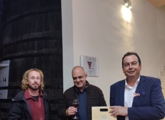 «Νιφάδες ζωής» Μια Χριστουγεννιάτικη γιορτή στο Μουσείο Οίνου του Ε.Ο.Σ Σάμου για το παιδί και τον άνθρωπο