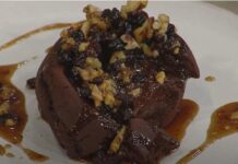 Σοκολατένια λάβα με «ερωτεύσιμο» σαμιώτικο κρασί