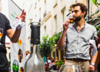 ΔΙΑΣΥΝΔΕΣΗ ΤΟΥΡΙΣΜΟΥ ΜΕ ΤΟΠΙΚΗ ΠΑΡΑΓΩΓΗ