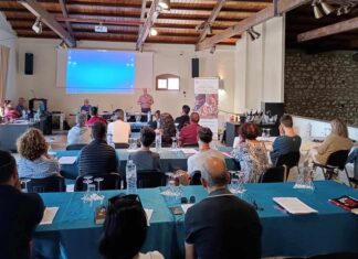 ΓΝΩΡΙΖΟΝΤΑΣ ΤΑ ΕΜΒΛΗΜΑΤΙΚΑ ΠΡΟΙΟΝΤΑ ΤΗΣ ΣΑΜΟΥ