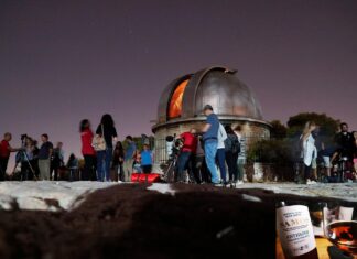 ΑΣΤΡΟΠΑΡΑΤΗΡΗΣΗ ΣΤΟ ΕΘΝΙΚΟ ΑΣΤΕΡΟΣΚΟΠΕΙΟ ΑΘΗΝΩΝ ΣΤΑ ΠΛΑΙΣΙΑ ΤΗΣ ΒΡΑΔΙΑΣ ΕΡΕΥΝΗΤΗ