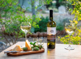 ΤΗΣ ΣΑΜΟΥ ΟΙ ΨΗΛΕΣ ΚΟΡΦΕΣ