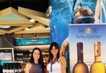 Σάμος: «Γλυκιά» υποδοχή επισκεπτών