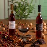 ΤΟ ΣΑΜΙΩΤΙΚΟ ΜΟΣΧΑΤΟ ΣΤΡΩΝΕΙ ΤΟ ΧΡΙΣΤΟΥΓΕΝΝΙΑΤΙΚΟ ΤΡΑΠΕΖΙ