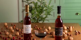 ΤΟ ΣΑΜΙΩΤΙΚΟ ΜΟΣΧΑΤΟ ΣΤΡΩΝΕΙ ΤΟ ΧΡΙΣΤΟΥΓΕΝΝΙΑΤΙΚΟ ΤΡΑΠΕΖΙ