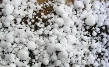 Δηλώσεις αποζημίωσης από ΕΛΓΑ για χαλάζι-ανεμοστρόβιλο