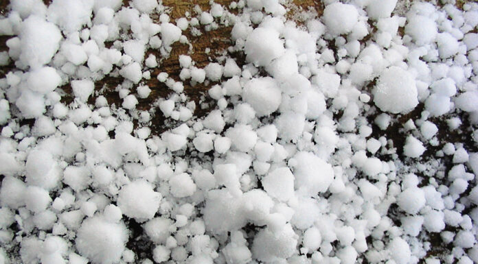 Δηλώσεις αποζημίωσης από ΕΛΓΑ για χαλάζι-ανεμοστρόβιλο