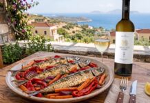 Και τον Αύγουστο… κολιός, με Μοσχάτο Άσπρο Σάμου